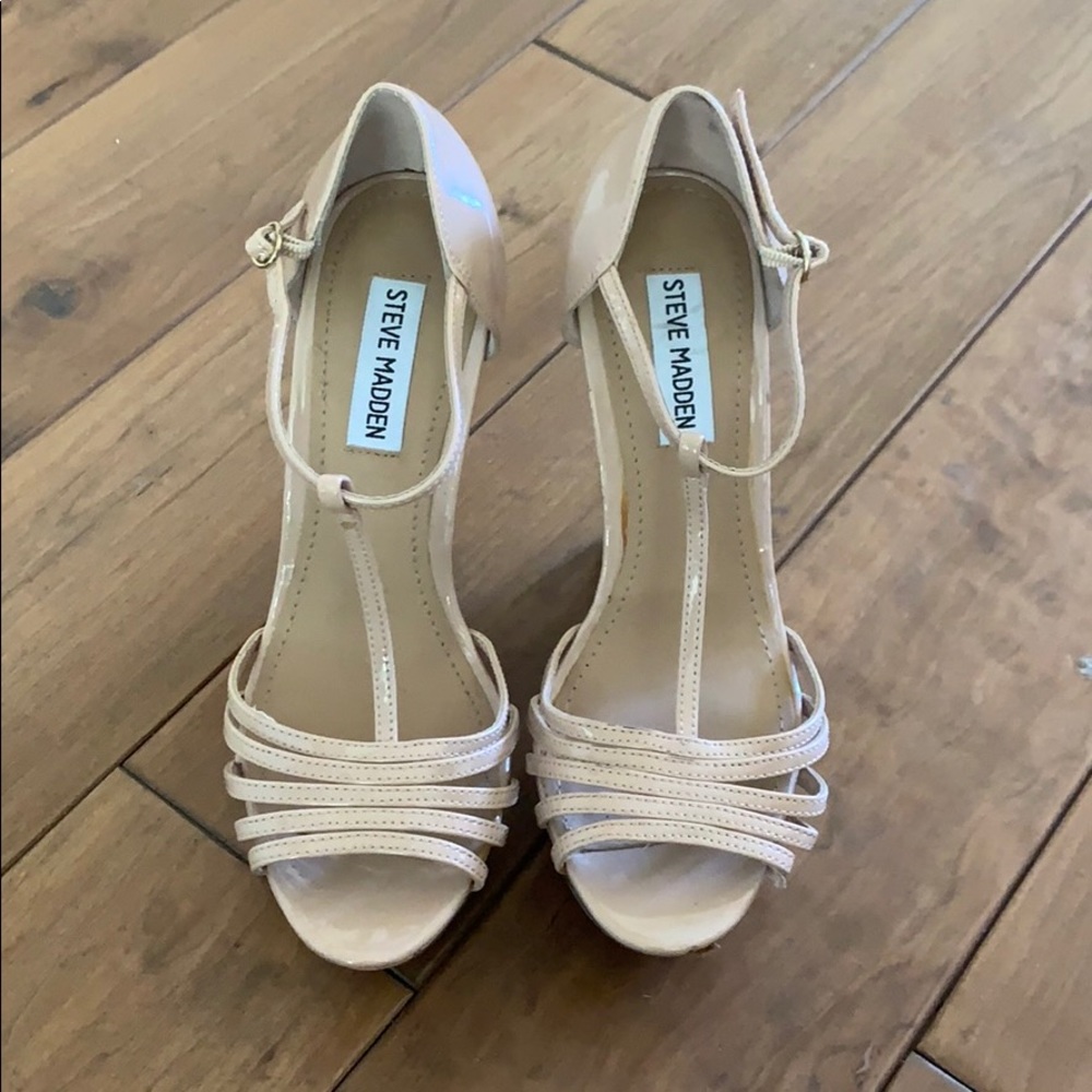 Steve Madden patent nude wedges
